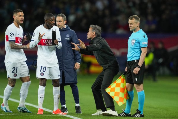 Enrique nói về chấn thương của Dembele: Paris đầy nhân viên và sẽ không bao giờ phàn nàn về sự vắng 